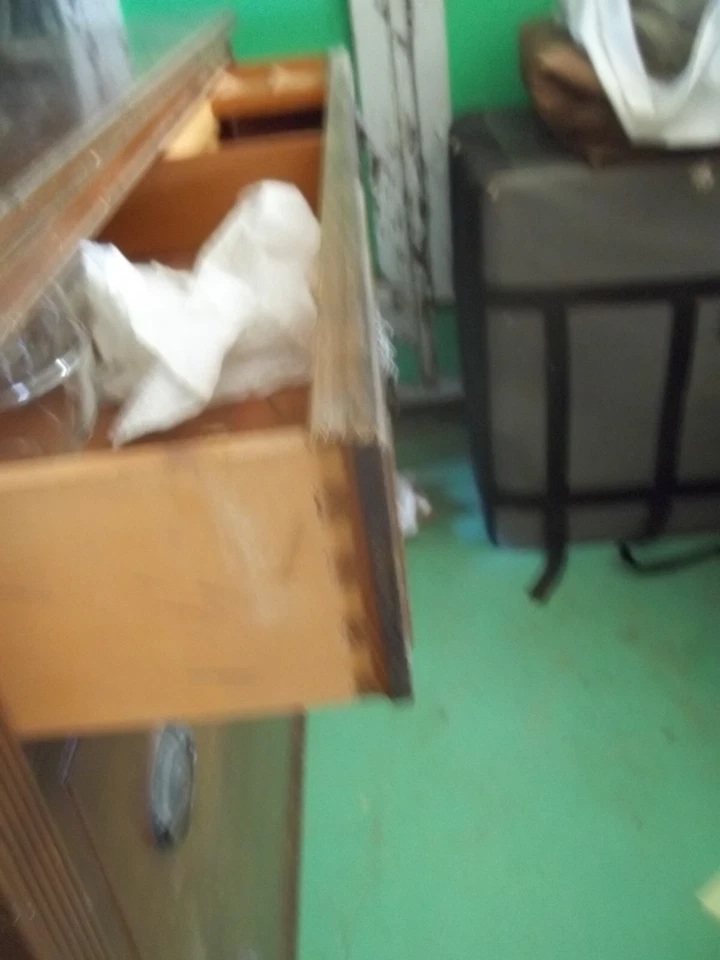 Винтажный антикварный комод Huntley ласточкин хвост соединения с зеркалом и полноразмерная кровать - Изображение 2 из 4