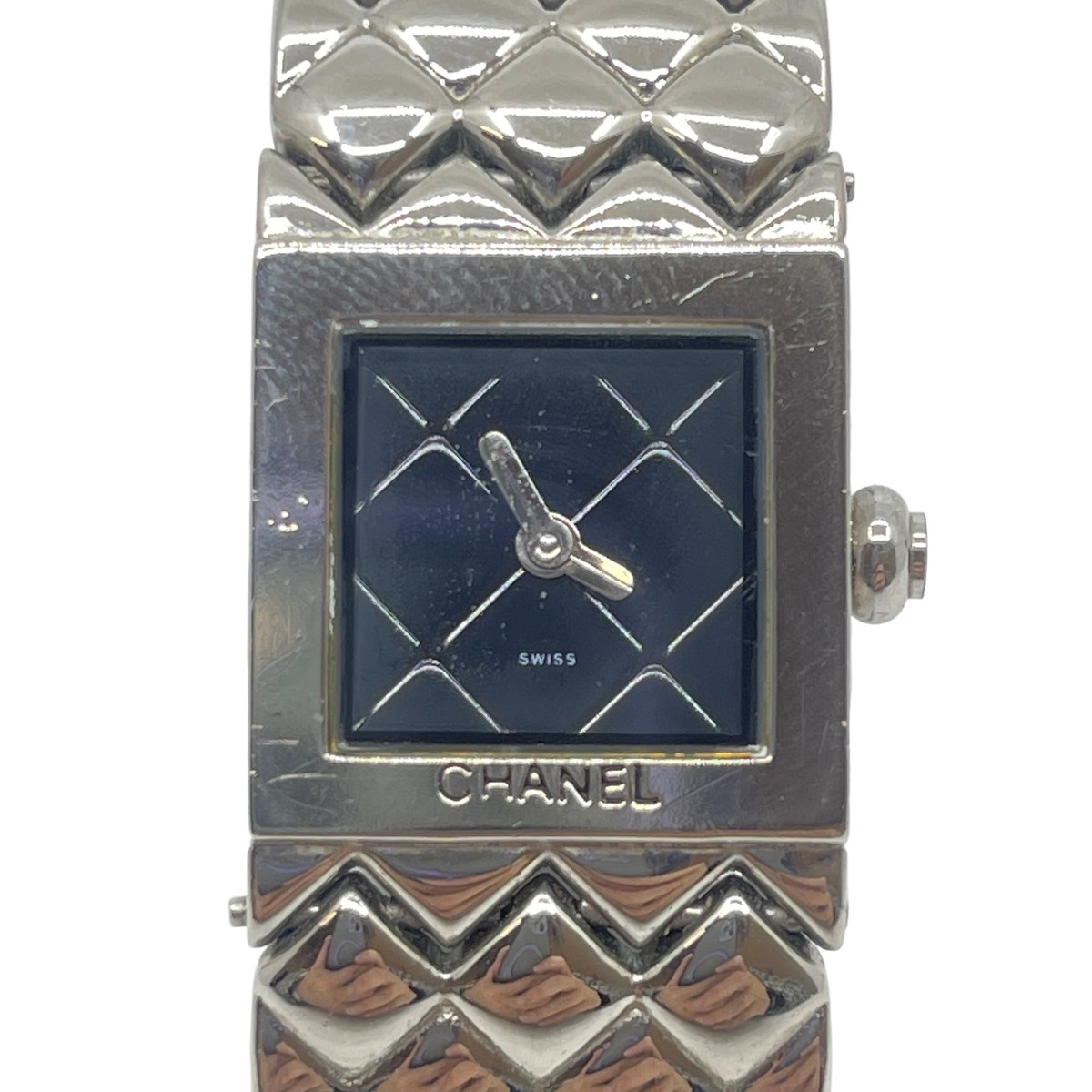 Authentic CHANEL Matelasse Quartz Wrist Watch Silver