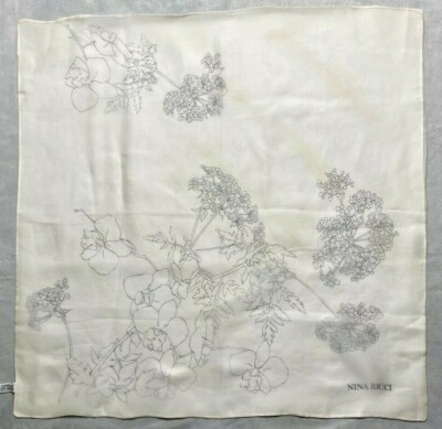 Foulard Vintage Nina Ricci 100% Soie - Rouge Uni, Style Bandana Ou Carré, Occasion Bon état
