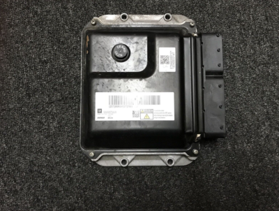 VAUXHALL OPEL ASTRA J 1.7 CDTi ENGINE ECU 55587998 MB275700-3090  