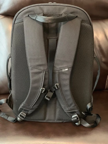 AER Tech Pack 3 (Black) Excellent Condition 
