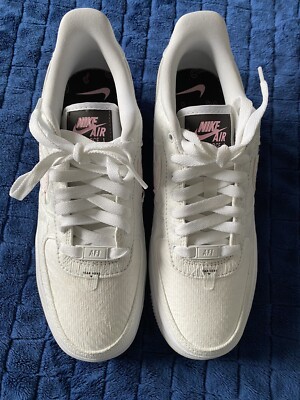 Nike Air Force 1 07 - Texture Reveal - Grösse 39 - Neu/ungetragen - Tear Away