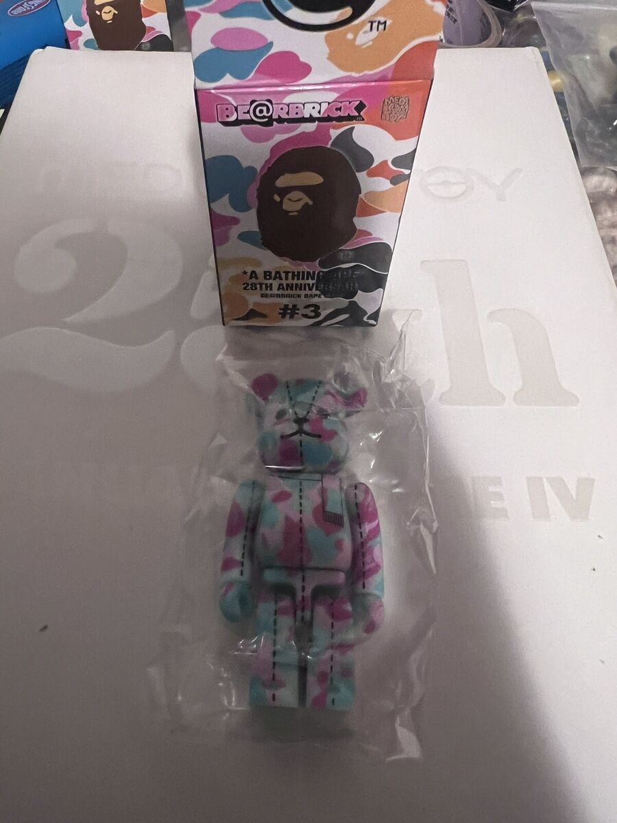 Bearbrick x A Bathing Ape BAPE 28th Anniversary Camo #3 100 Bearbrick x A Bathing Ape BAPE 28th Anniversary Camo #3 100