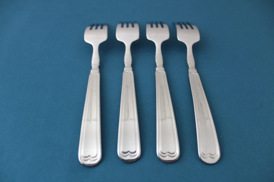 4 tenedores de ensalada JA Henckels DE COLECCIÓN 1876 China 18/10 acero inoxidable 7 1/8" Foto 4 de 4