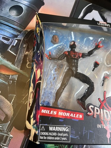 Spider-Man Miles Morales & Spider-Gwen Marvel Legends 2pk Hasbro NEW - Picture 5 of 10