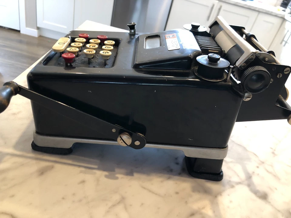 Vintage Remington Rand Hand Cranking Adding Machine - NOT WORKING - Image 3 of 4