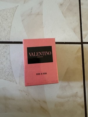 Valentino Donna Born In Roma Eau de Parfum Spray Regular Size 3.4 fl oz
