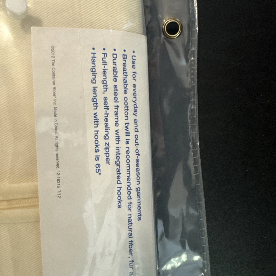 Casaco suspenso e bolsa de vestido de algodão natural novo na caixa 14”x20”x62” - Imagem 3 de 4