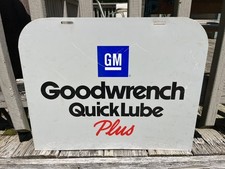 Vintage General Motors GM Goodwrench Sign