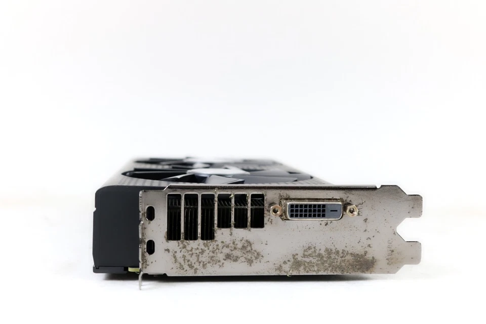 Sapphire Radeon RX 470 8GB Nitro Mining Edition - DVI PORT ONLY - Image 2 of 4