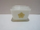 VTG PYREX  BUTTERFLY GOLD REFRIGERATOR DISH W/LID 501-B-1-1/2 Cup
