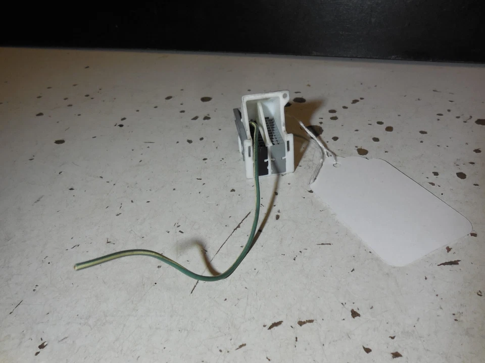 Корпус муфты 1 провод соединитель 0445450028 05-09 Mercedes Benz R320 R350 - Изображение 2 из 4