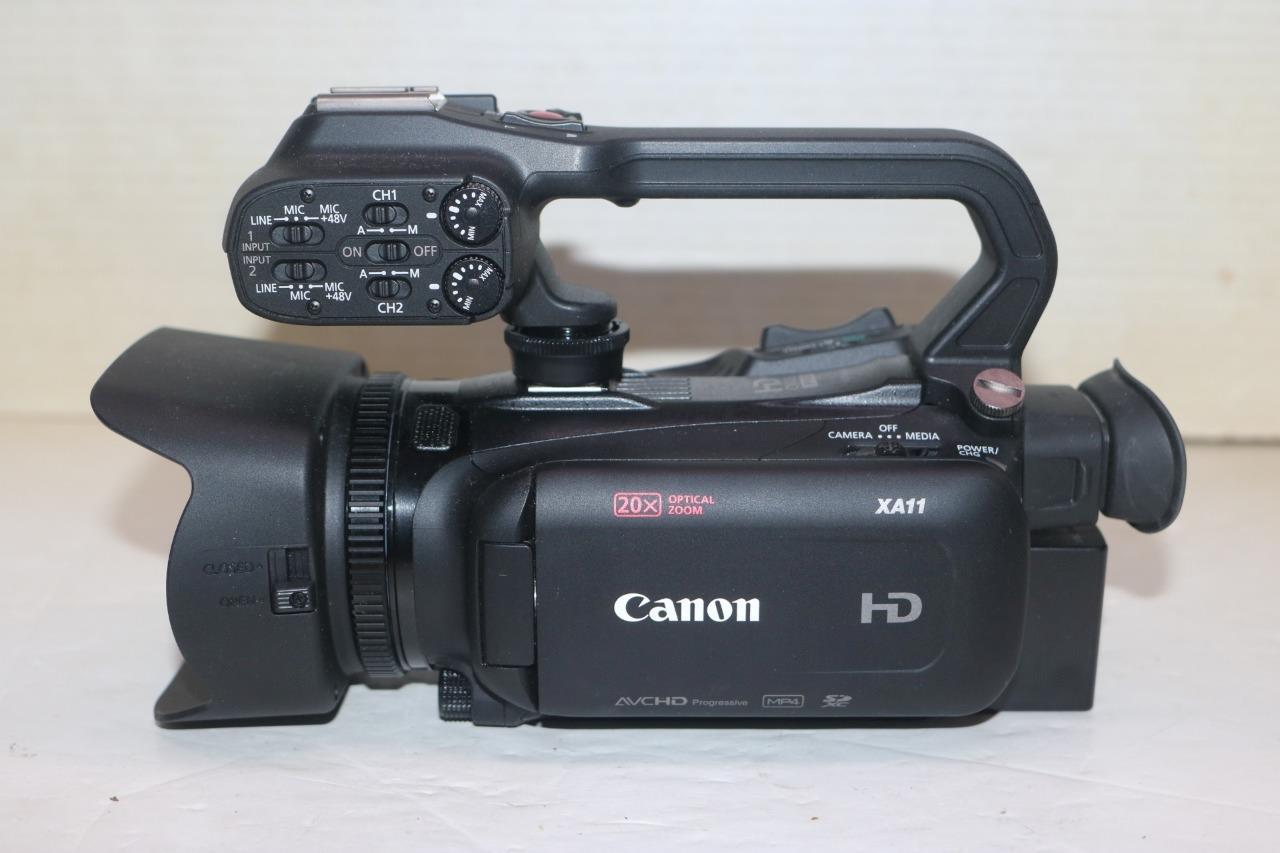 W/canon Battery & Handle
