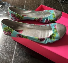 EUC RARE Betsey Johnson Sashaaa teal floral silver toe ballet flat shoe size 7