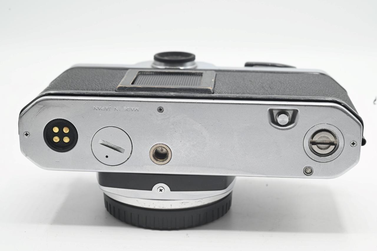 Nikon FM 35mm SLR Film Camera body only NEW LIGHT SEALS GOOD CONDITION