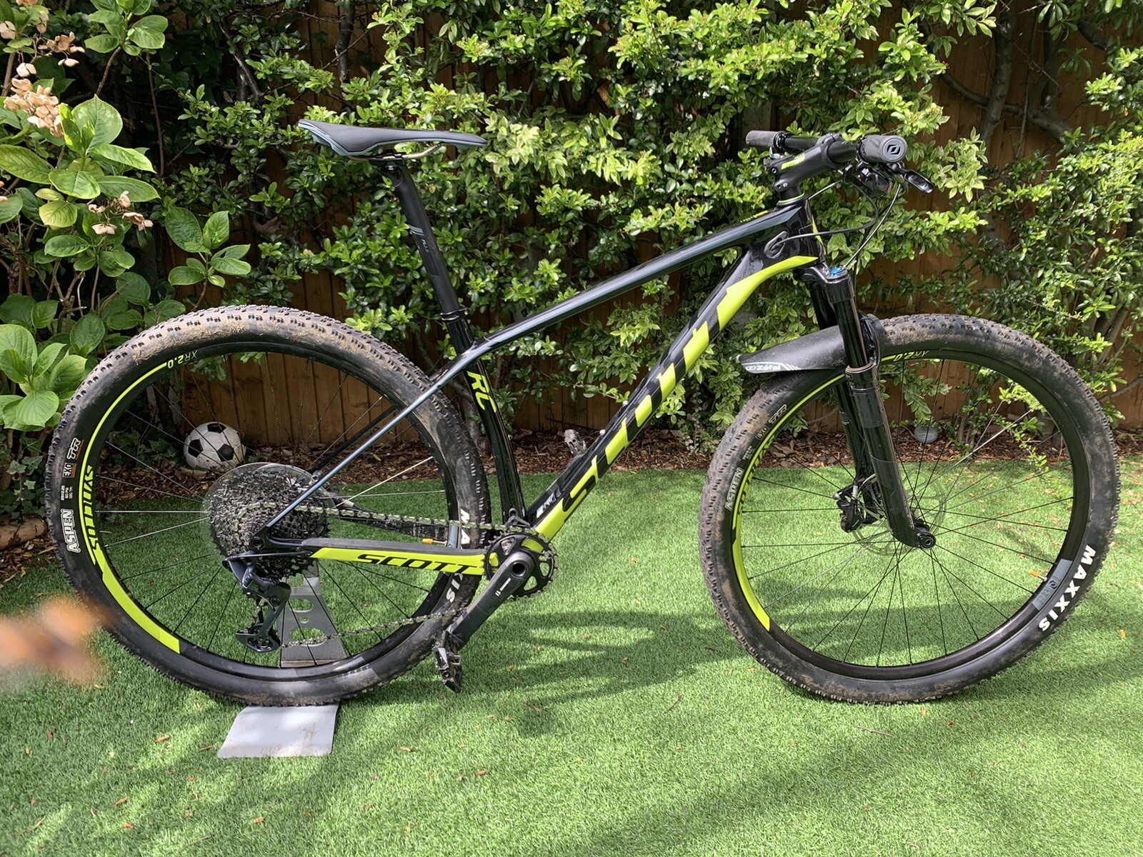 Scott Scale 900 RC Pro Carbon HMX 