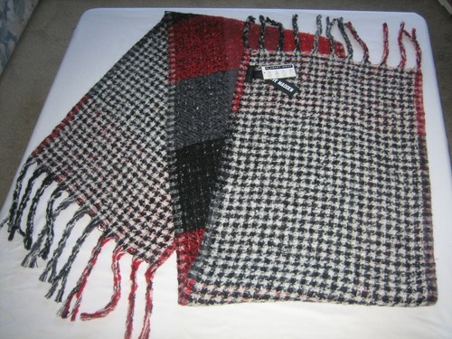 steve madden blanket reversible wrap scarf shawl 76 X 17 nwt - Picture 2 of 4