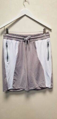 32W 9L Camel Cargo Utility Shorts Waist size is 32... - Depop