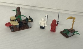 Lego 2258 Ninjago NINJA AMBUSH -The Golden Weapons - Complete set