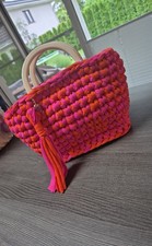 Handtaschen (selbst gehäkelt)