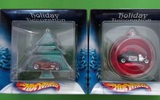 Set of 2- HOT WHEELS HOLIDAY DECORATION ORNAMENTS from 2002