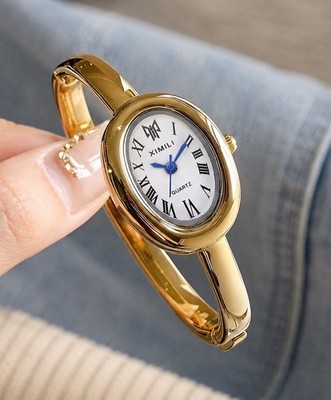 BRAND NEW Dainty 23mm Oval BAIGNOIRE Bangle Bathtub French Art Deco Quartz Watch