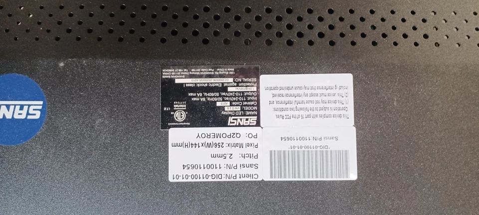 Paso SansiPixel 2,5 mm entrada/potencia 110-240 VCA, 50/60 Foto 2 de 4