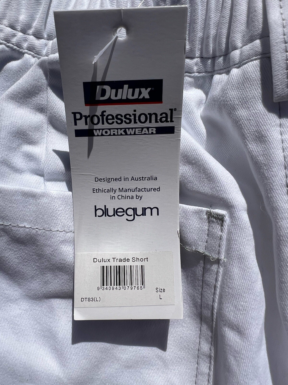 Dulux Professional Workwear Trade Shorts Size L Brand New With Tag