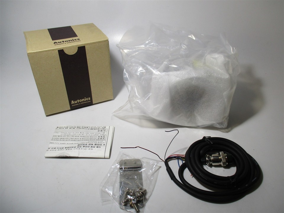 Autonics (E100H35-512-6-L-5) Hollow Shaft Line Output Rotary Encoder w ...