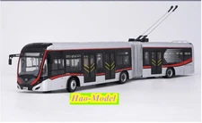 1:42 YUTONG BRT Double Source Tram Model Alloy Diecast Hobby Gifts Collection