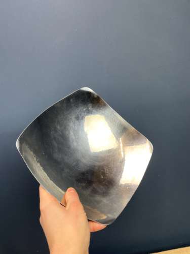 VINTAGE LRI BORROWDALE HAND BEAT STAINLESS STEEL FRUIT BOWL - TABLE PIECE - Picture 7 of 8