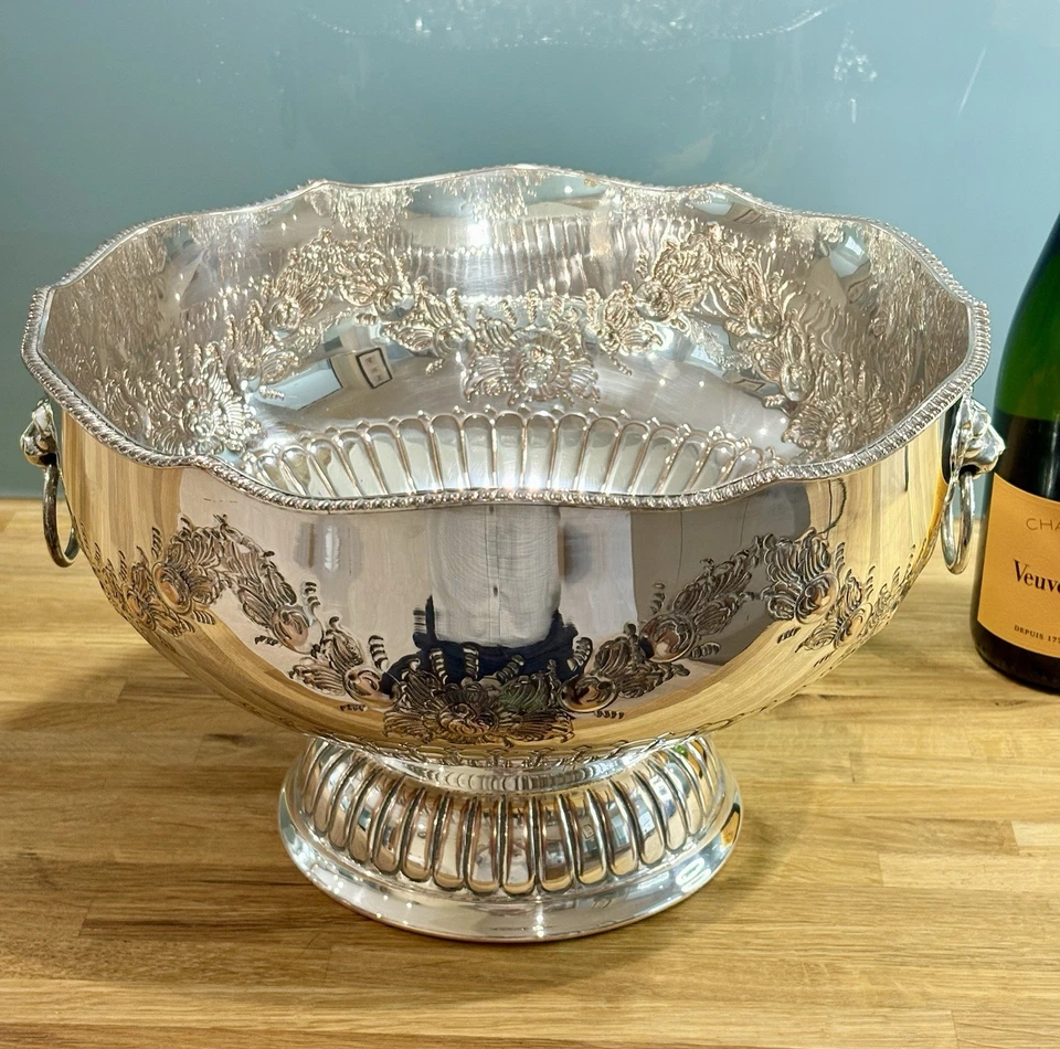 Punzón vintage inglés de plata sobre cobre con mango de león - Regency Revival años 50 Foto 2 de 4