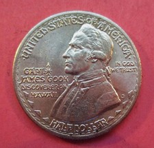 1928 HAWAII CLASSIC COMMEMORATIVE SILVER HALF DOLLAR. CIRCULATED.