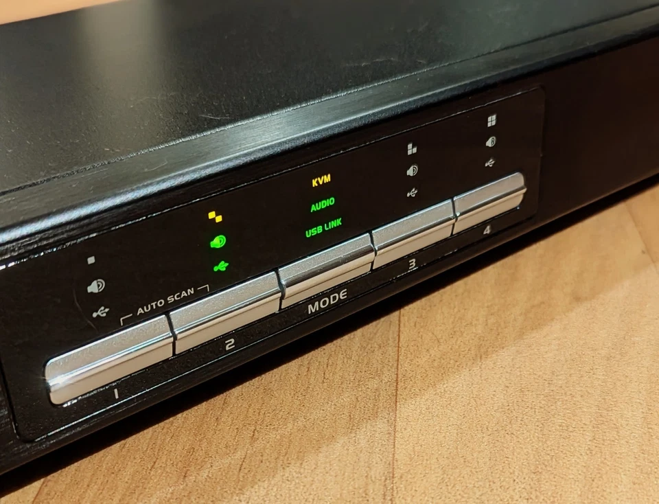 ATEN CS1644A 4-Port USB DVI Dual View KVMP Switch - Bild 2 von 4