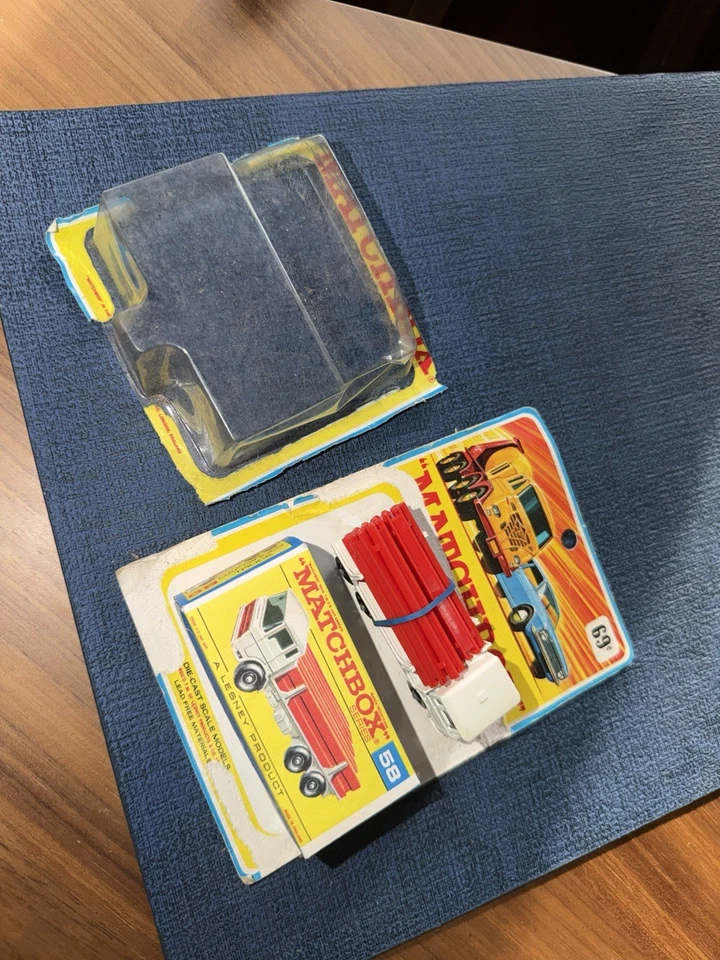 RARE Vintage Matchbox Lesney #58 DAF Girder Truck Blister Pack MINT w/ BOX - Image 2 of 4