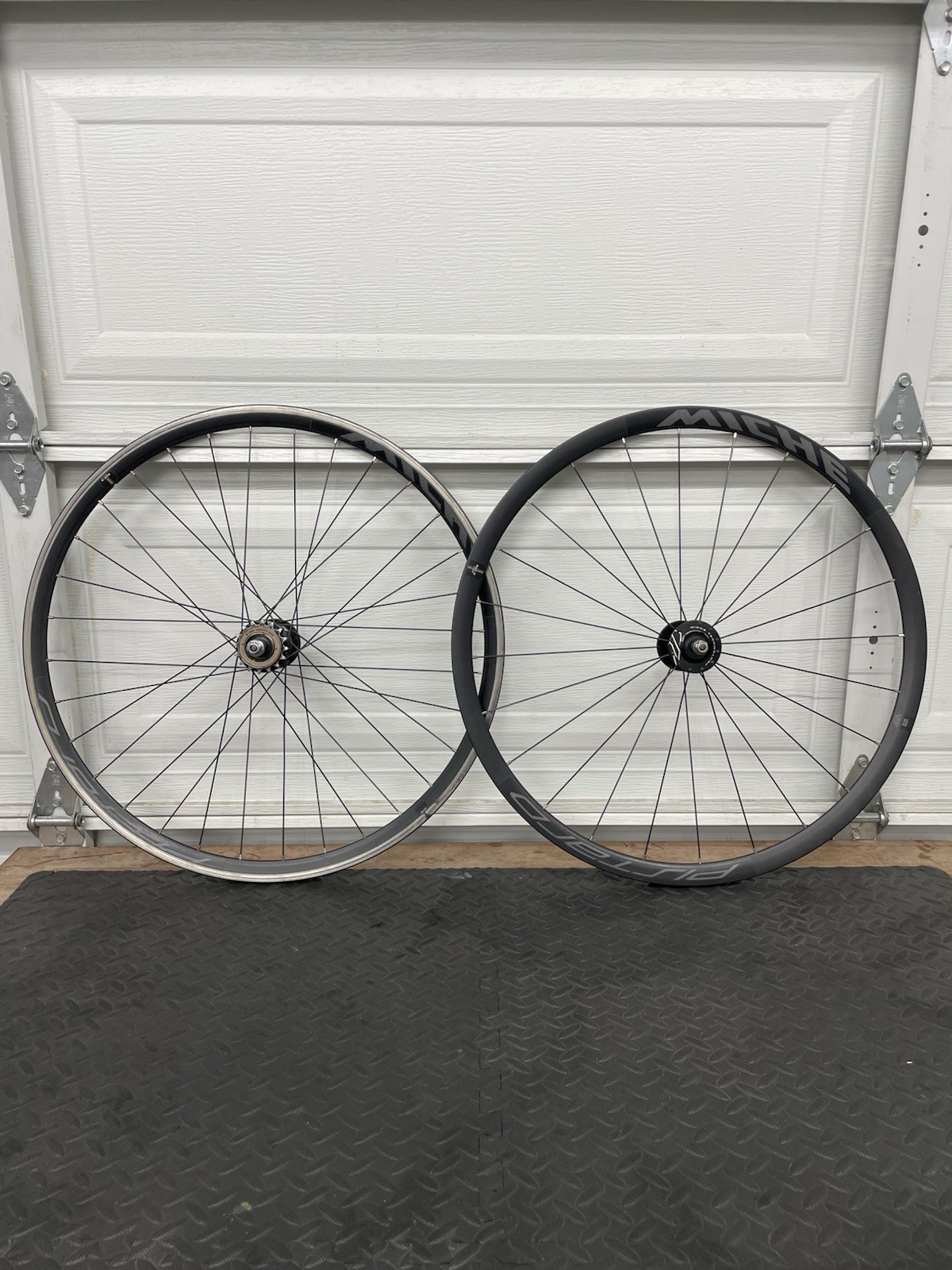 Miche Pistard WR 700c Black Track Fixed Gear Single Speed Wh