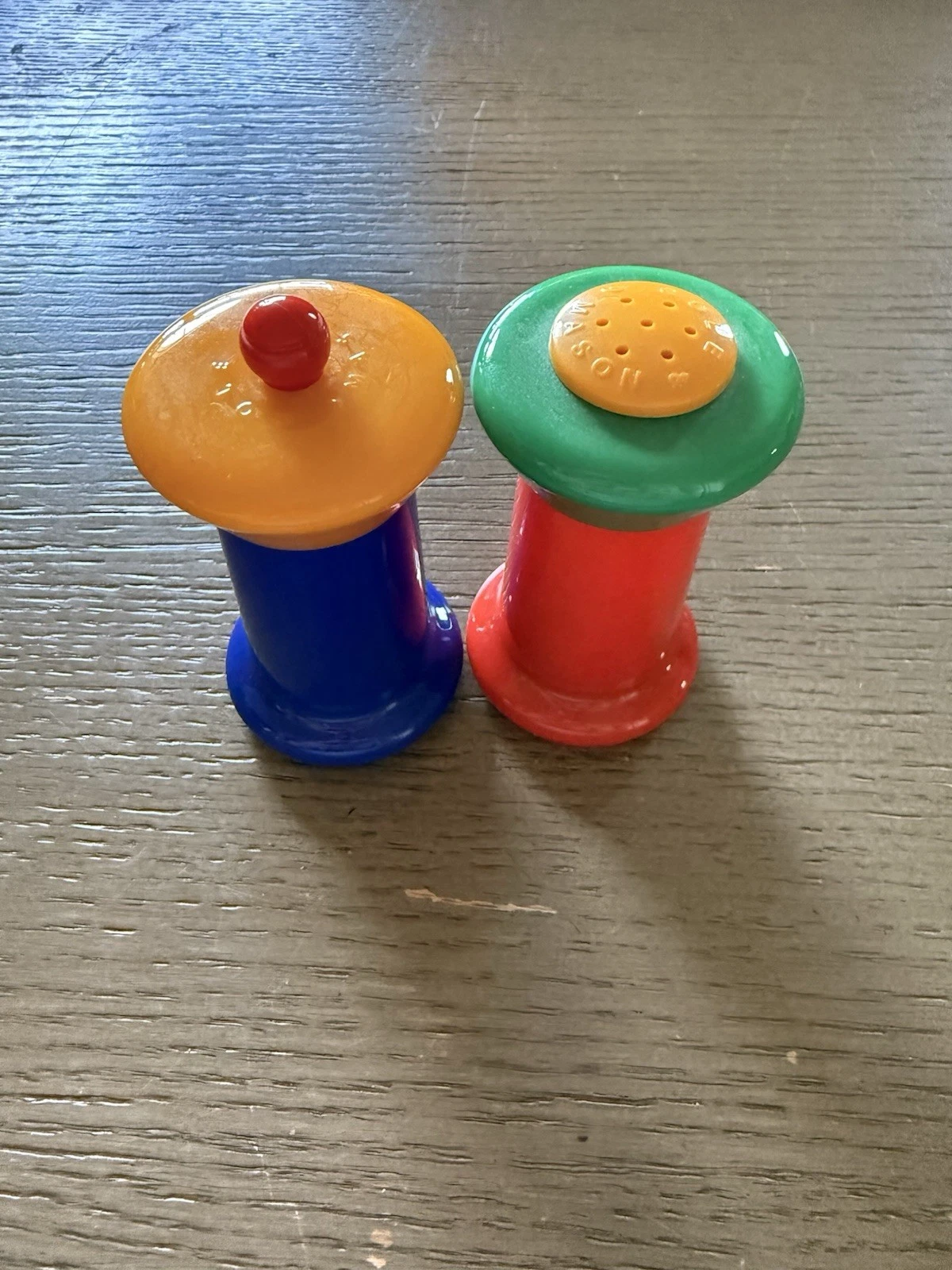 vintage 1980 Memphis style salt and pepper grinders manufactured by Cole & Mason
Opens in a new wind