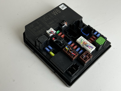 2015 NISSAN LEAF IPDM INTELLIGENT POWER DISTRIBUTION MODULE 284B79RB3A OEM