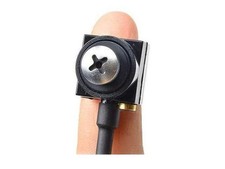 Micro Telecamera 15x15 mm con audio, obiettivo a vite, uscite RCA