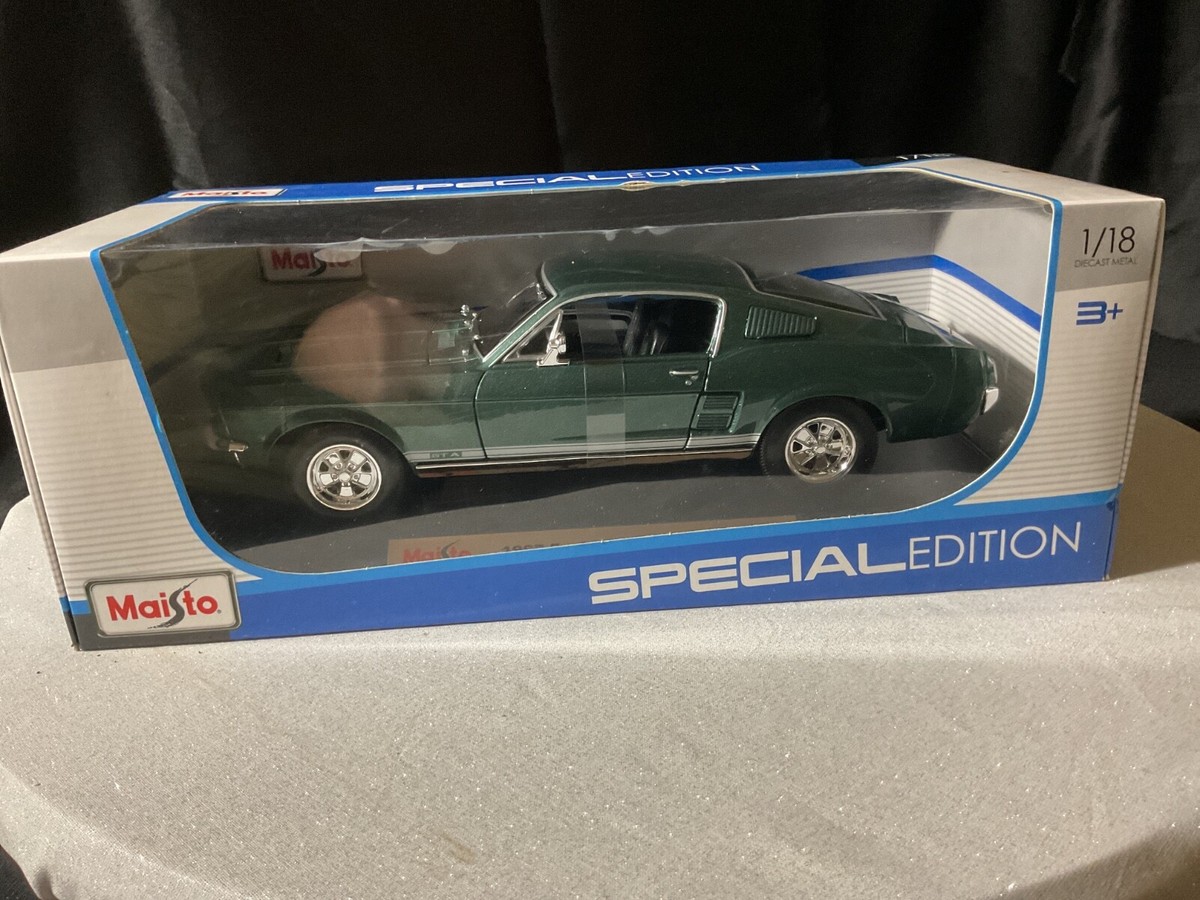 Maisto 1967 Ford Mustang GTA Fastback Diecast Car Special