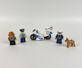 LEGO City: 60139 Mobile Command Center - 100% Complete