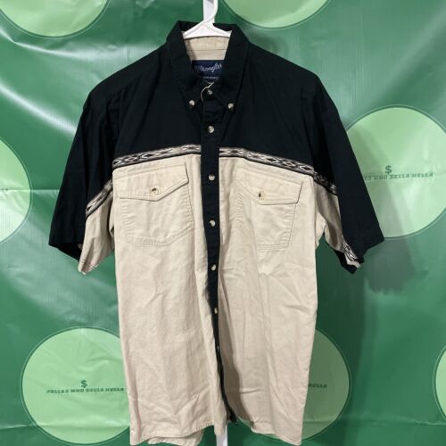 Wrangler Vintage Western Sz M 100% Cotton S/S Button Up Shirt - GUC*Minor Flaw* - Picture 1 of 17