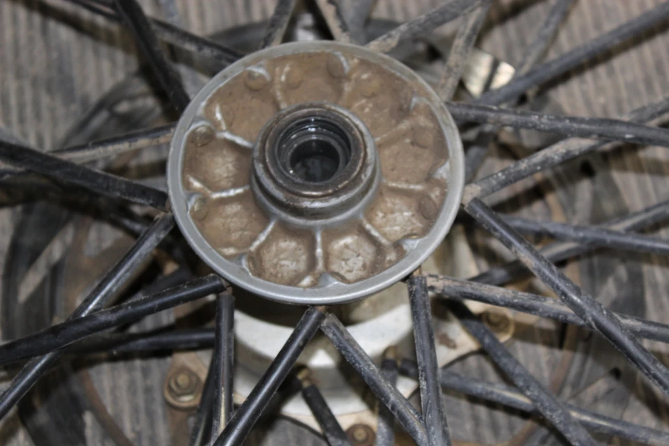 Llanta delantera KTM 300 MXC 1995 #6615 Foto 2 de 4