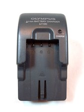 Genuine Olympus Camera Li-ion Battery Charger LI-10C Cradle