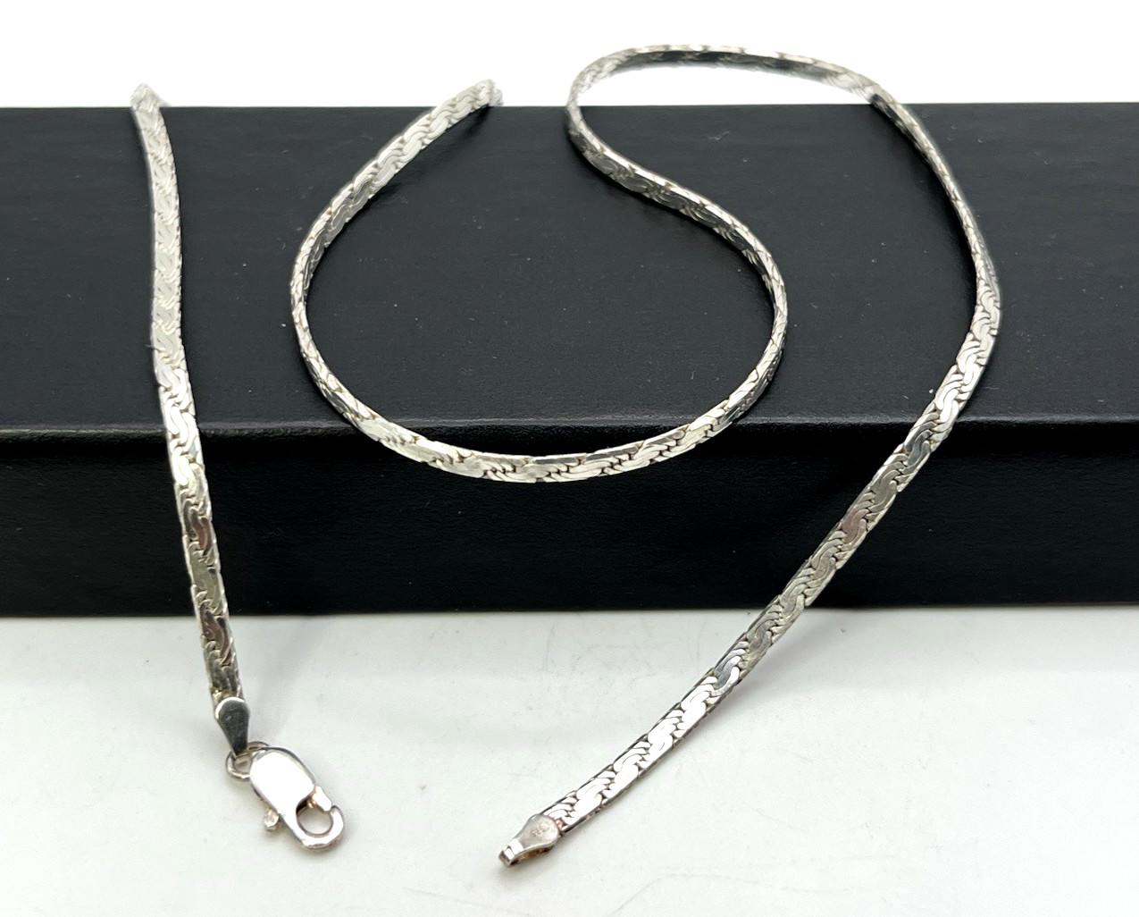 UPSCALE SEGMENTED FLAT Solid Sterling Silver 20 i… - image 1