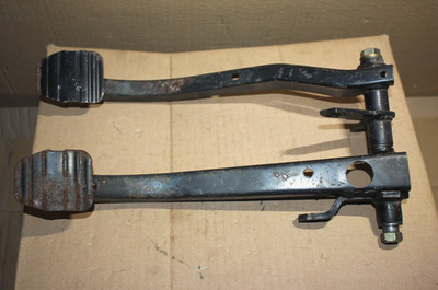 GENUINE BMW E30 MANUAL TRANSMISSION 5-4 SPEED & DOG LEG CLUTCH & BRAKE PEDAL OEM