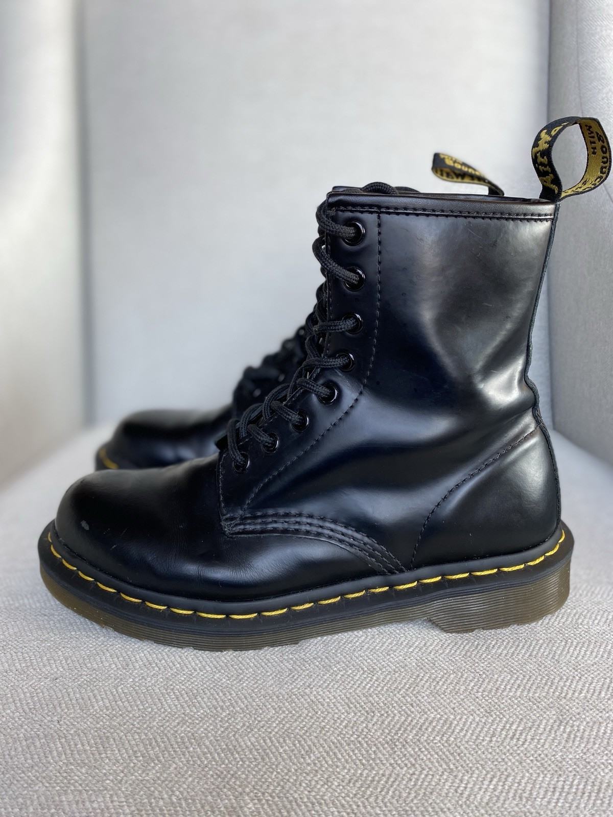 Dr Martens Black Leather Boots Women’s Size 7 AirWair Combat Doc Martens thumbnail 16