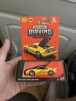 Matchbox Moving Parts 1994 Lotus Esprit 300 Sport Opening Hood Yellow 1:64