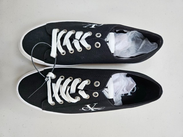 Calvin Klein CK Logo Canvas Trainers – Black/White – Size UK 7 EX-Display image 6