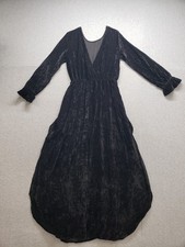 Flynn Skye Women Maxi Dress L Black V Neck Built in Short Pleated Stretch Slit